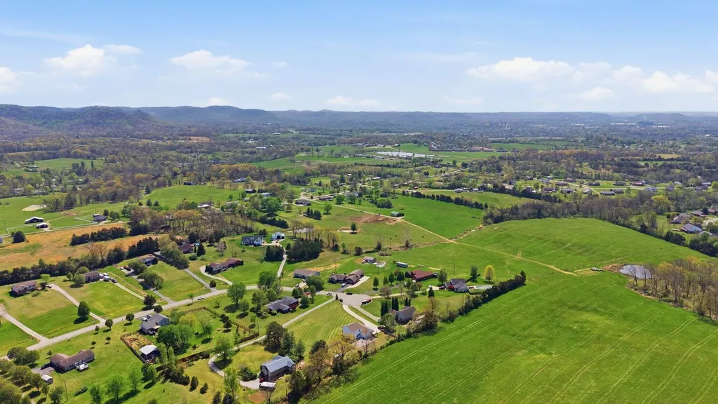 352 Springhurst Drive Berea KY 40403