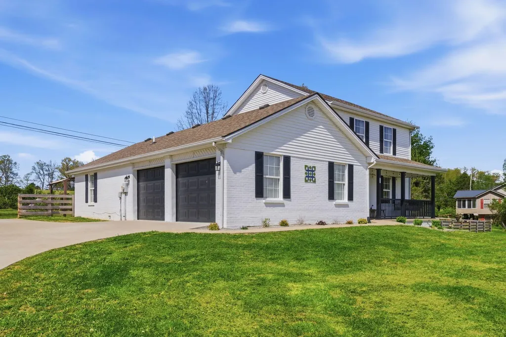 352 Springhurst Drive Berea KY 40403