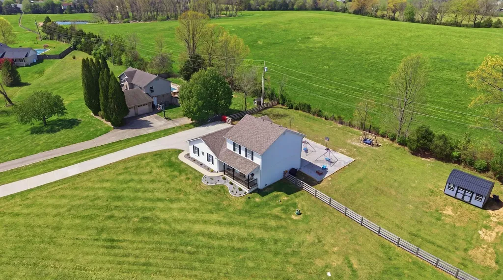 352 Springhurst Drive Berea KY 40403