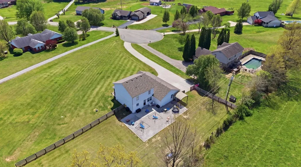 352 Springhurst Drive Berea KY 40403
