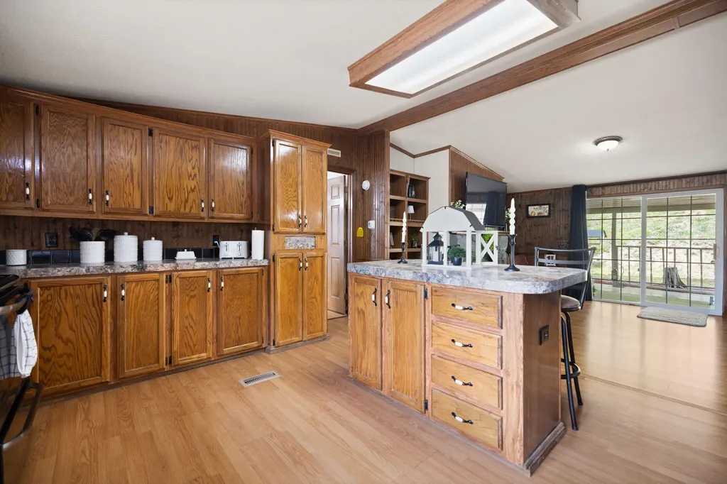 9969 State Highway 581 Paintsville KY 41240