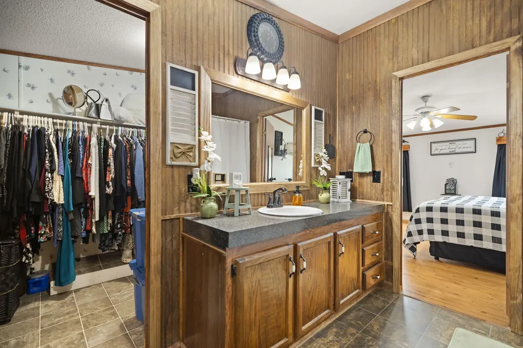 9969 State Highway 581 Paintsville KY 41240