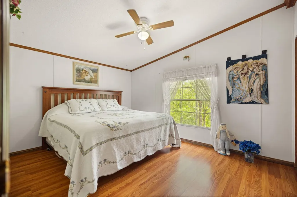 9969 State Highway 581 Paintsville KY 41240