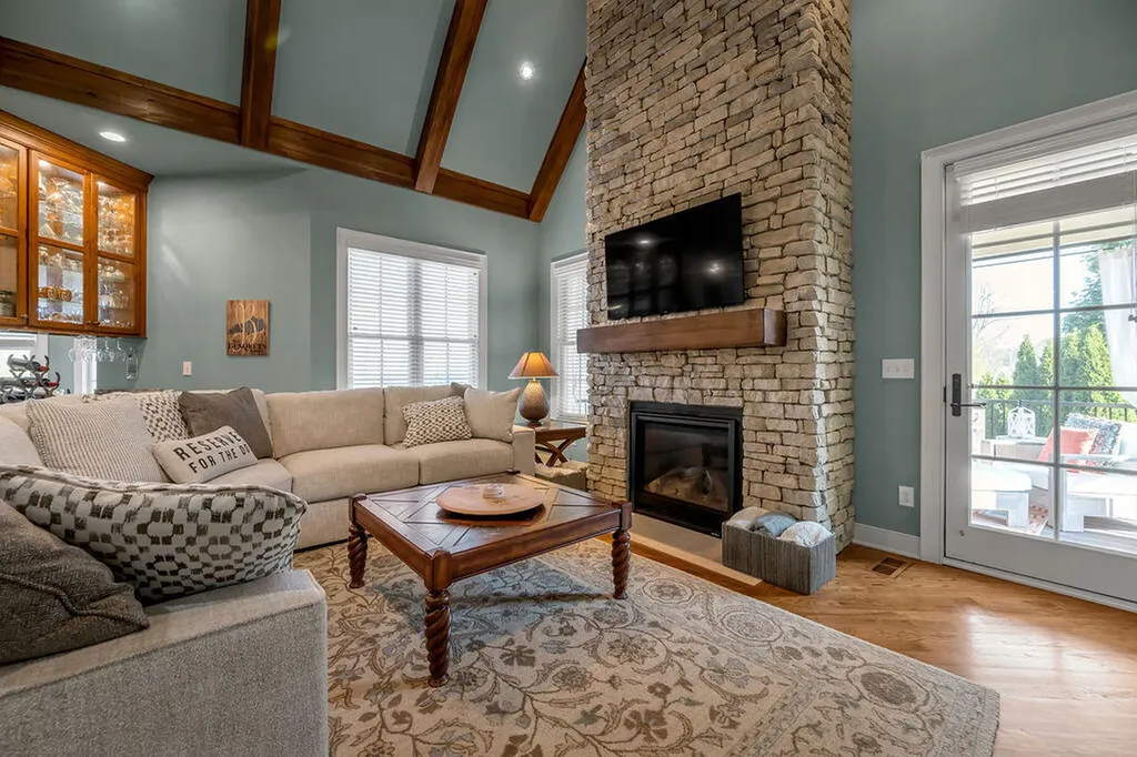 2656 Cayman Heights Lexington KY 40509