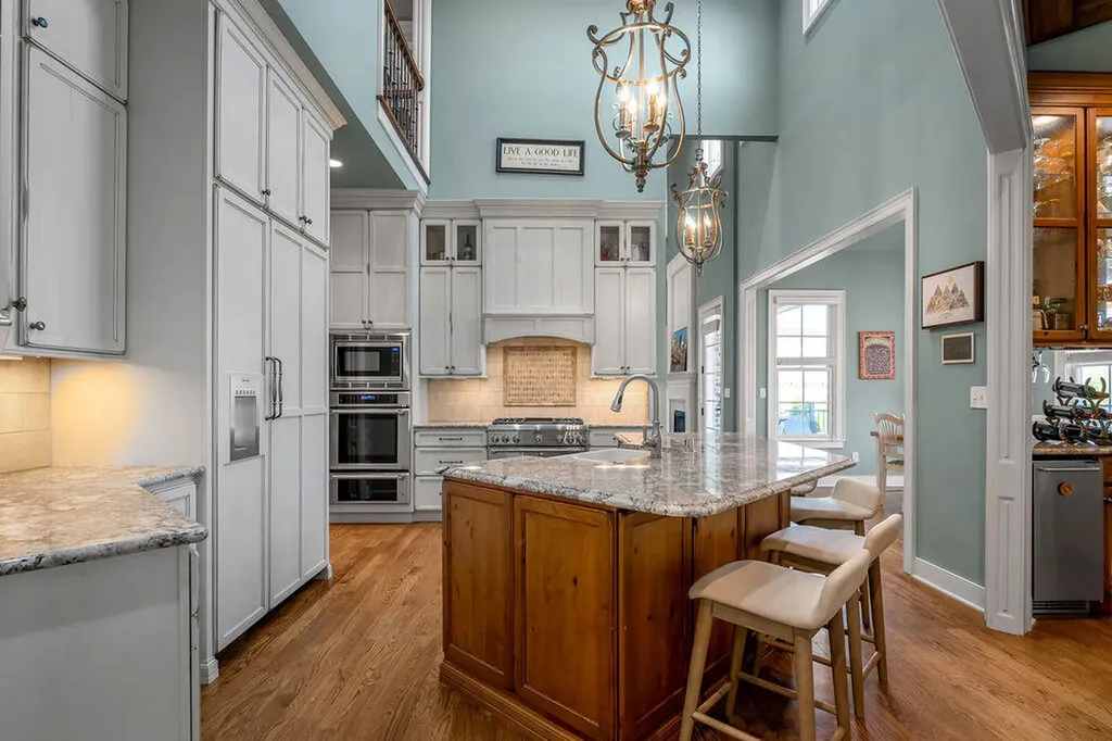 2656 Cayman Heights Lexington KY 40509