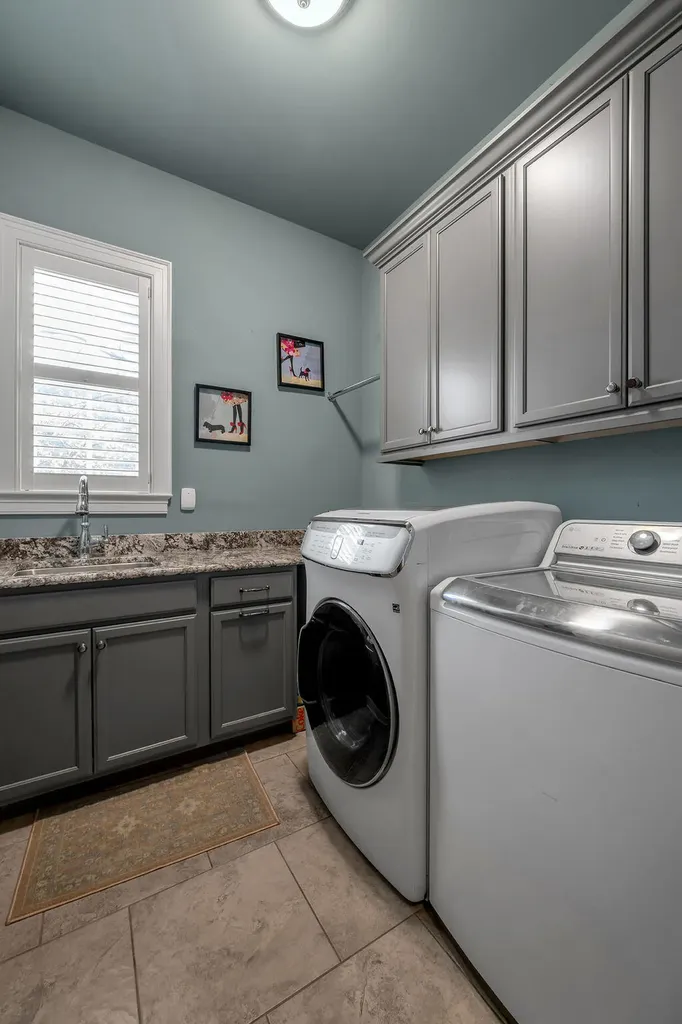 2656 Cayman Heights Lexington KY 40509