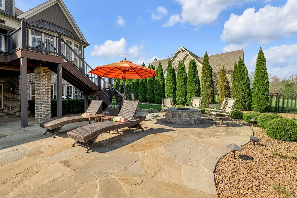 2656 Cayman Heights Lexington KY 40509
