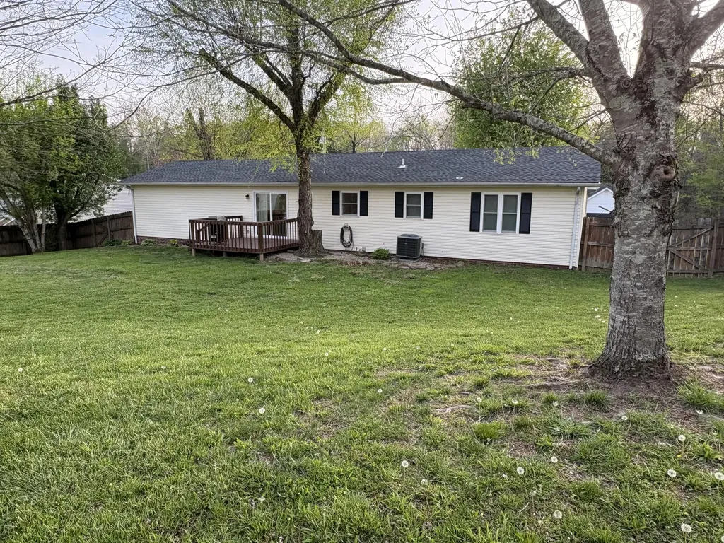 3029 Riverside Springs Drive London KY 40744