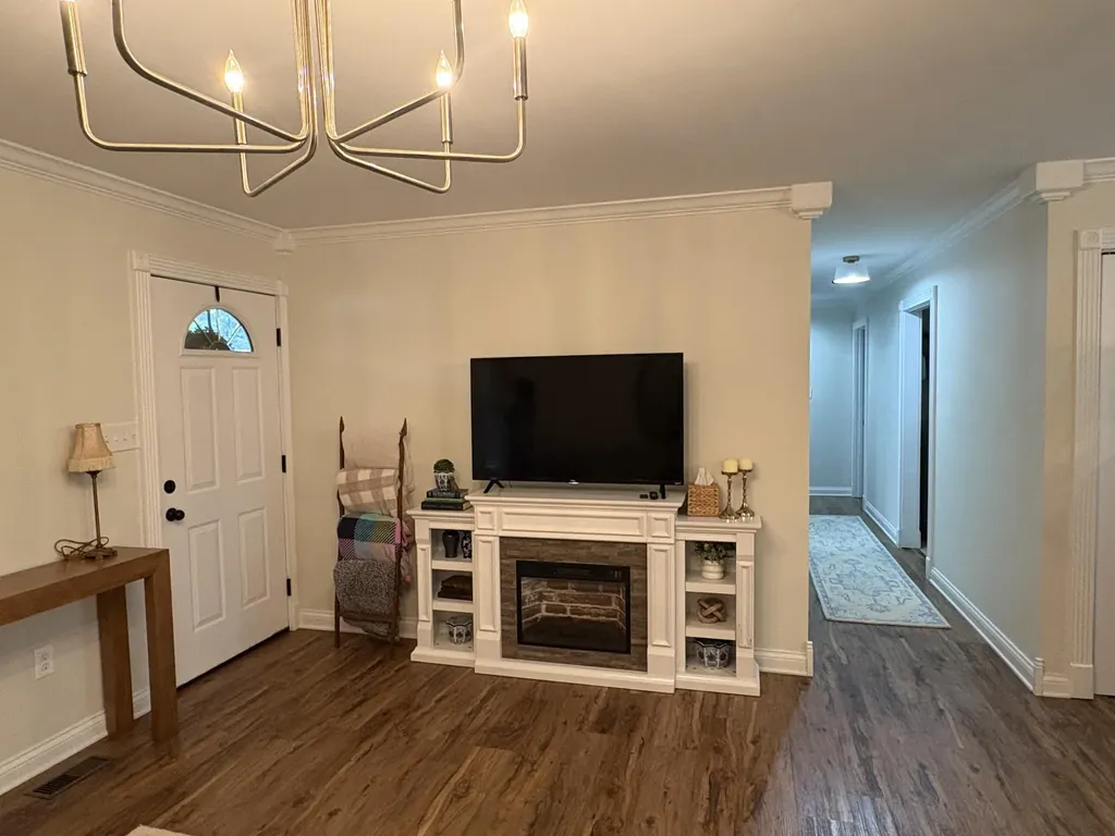 3029 Riverside Springs Drive London KY 40744