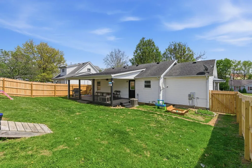147 Cumberland Drive Georgetown KY 40324