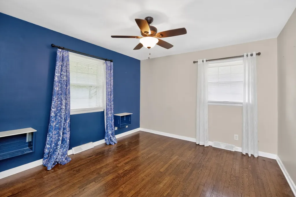 1040 Della Drive Lexington KY 40504