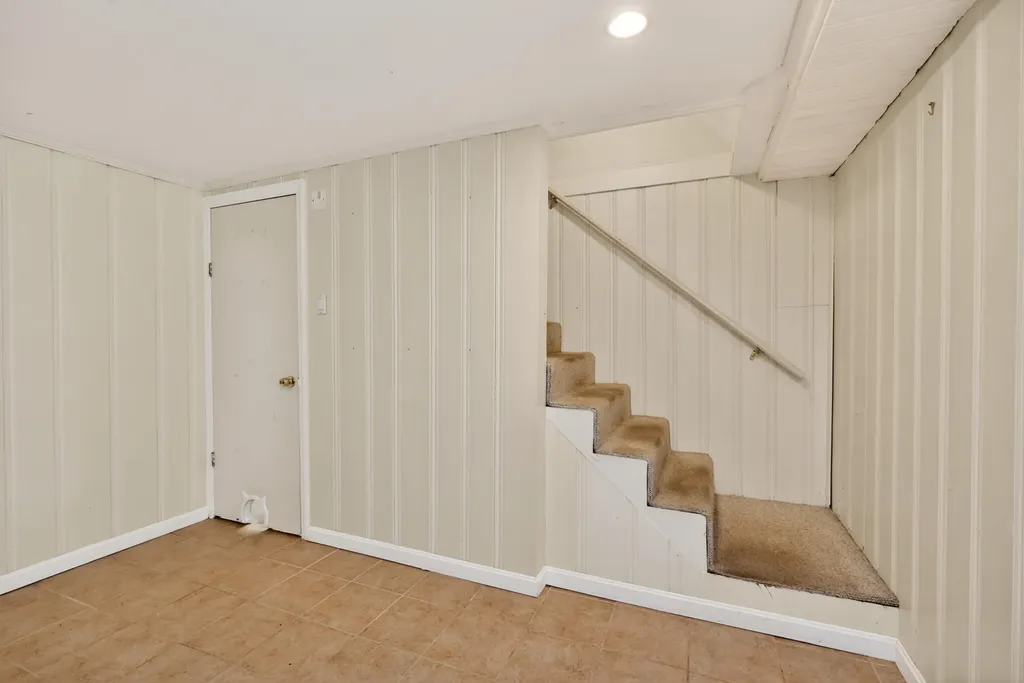1040 Della Drive Lexington KY 40504
