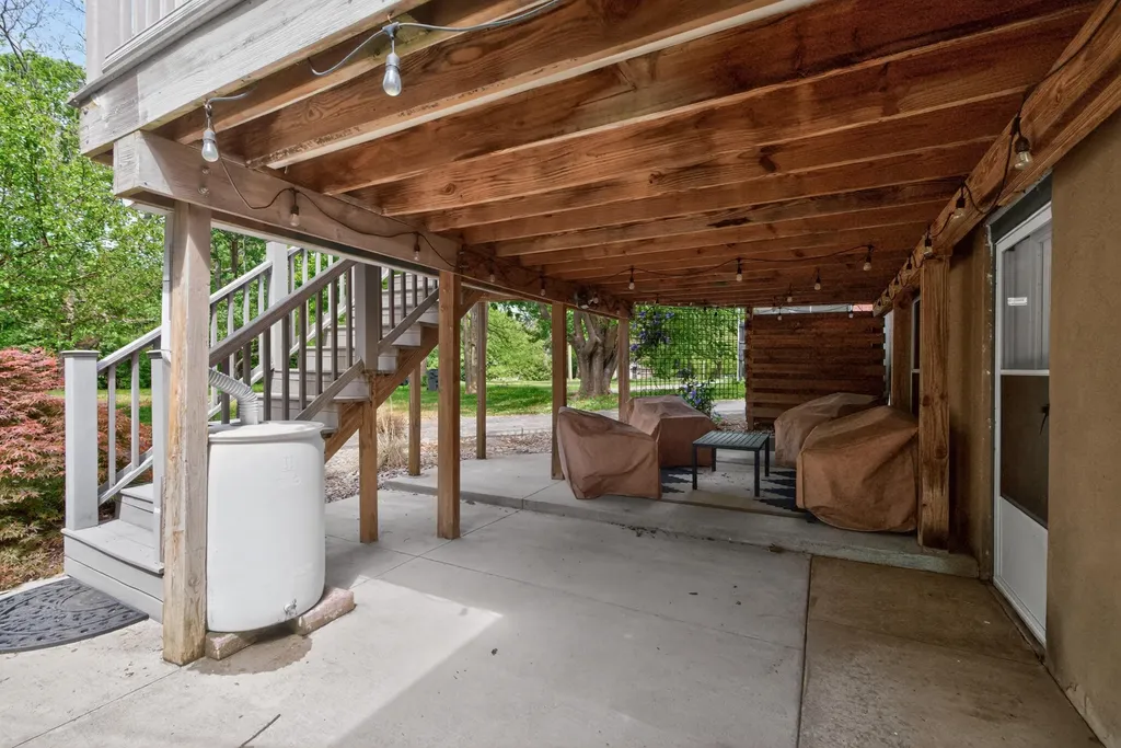 1040 Della Drive Lexington KY 40504