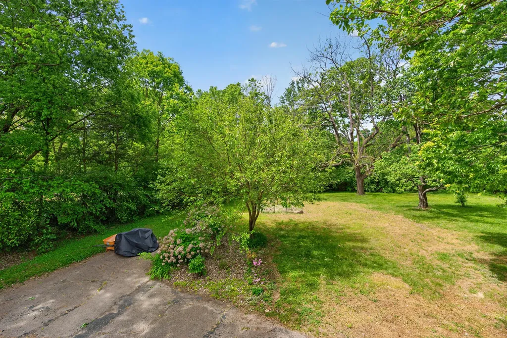 1040 Della Drive Lexington KY 40504