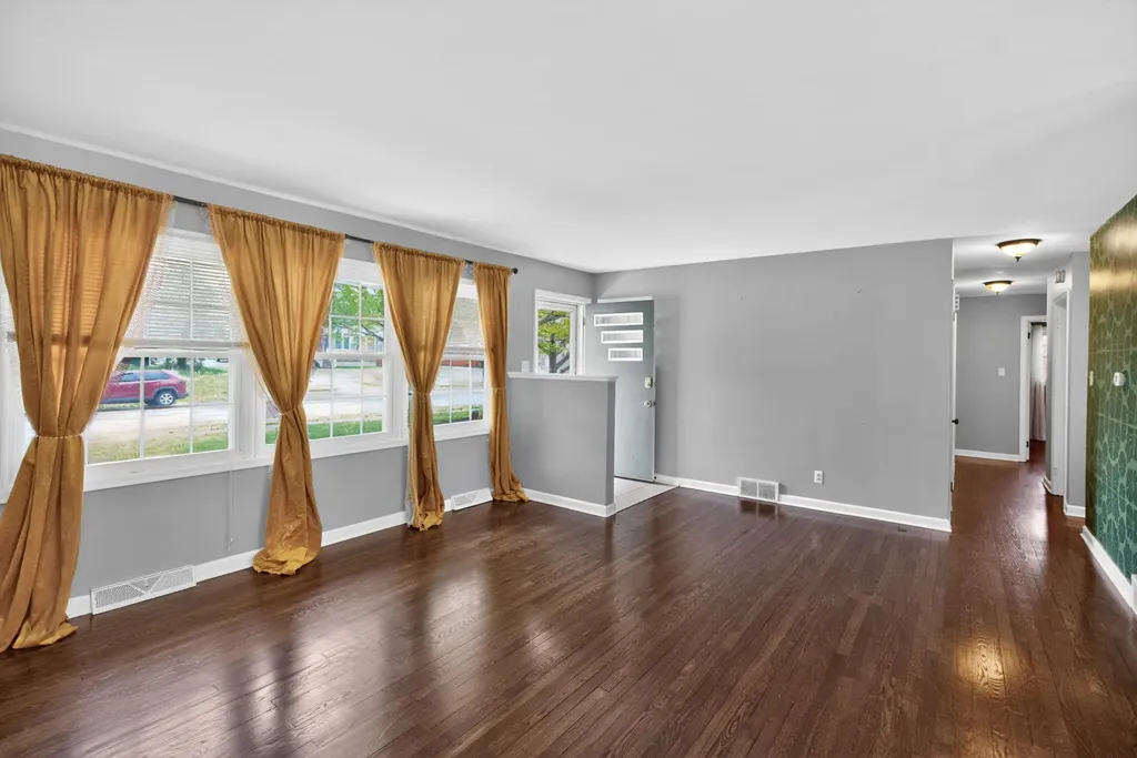 1040 Della Drive Lexington KY 40504