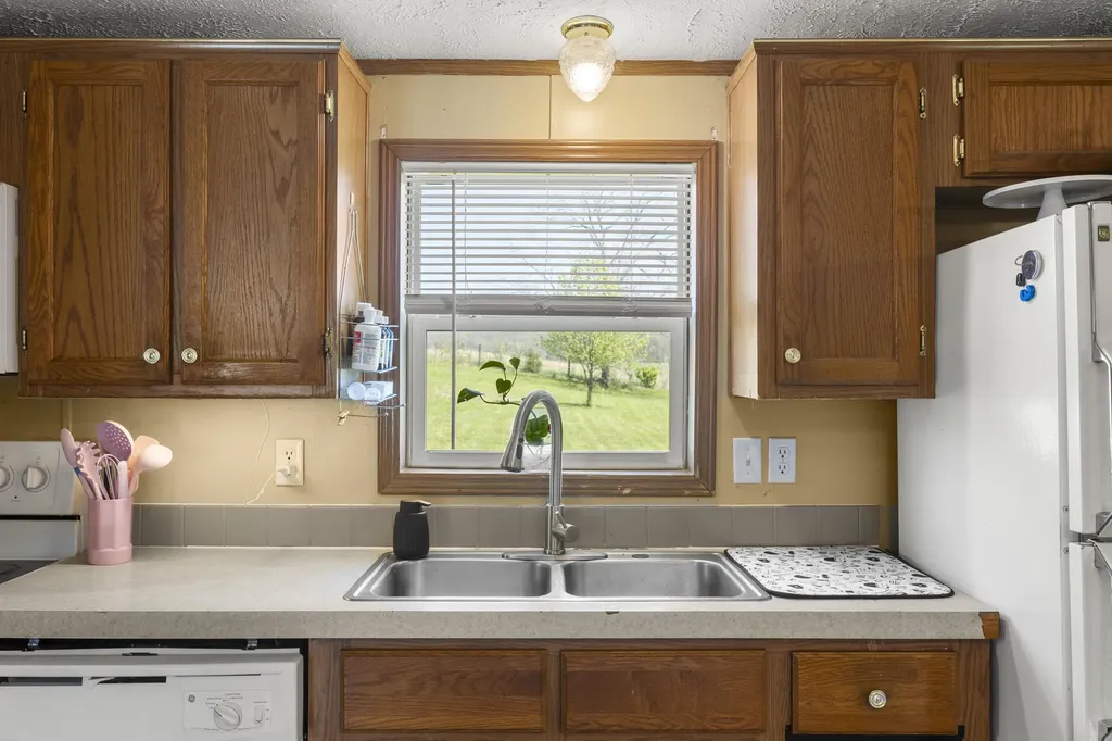 248 Fran Drive Owingsville KY 40360