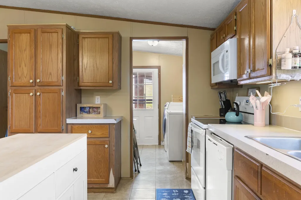 248 Fran Drive Owingsville KY 40360