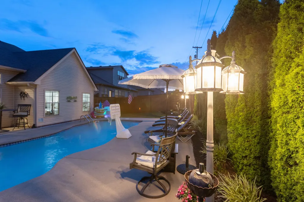 4287 Ridgewater Drive Lexington KY 40515