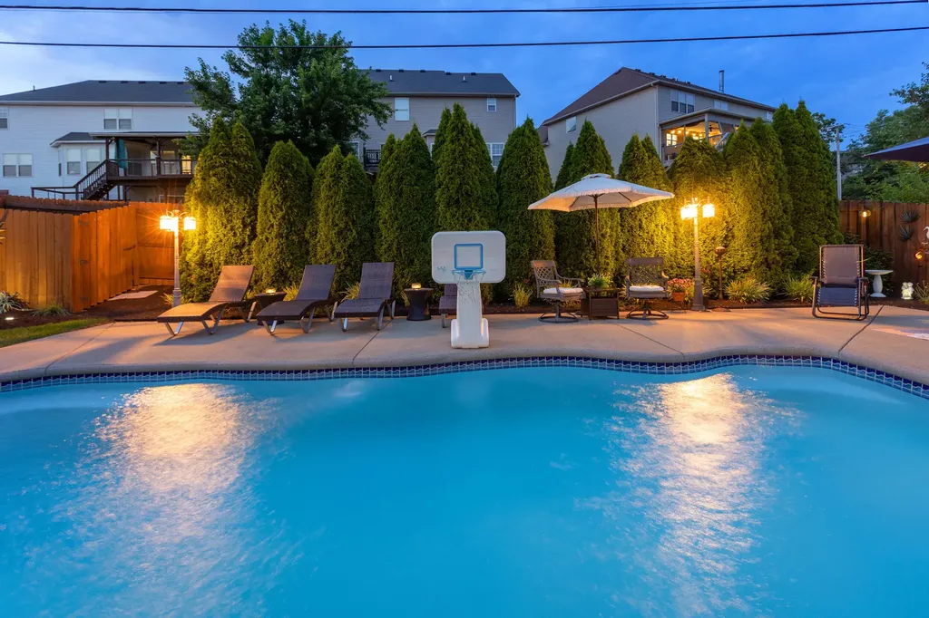 4287 Ridgewater Drive Lexington KY 40515