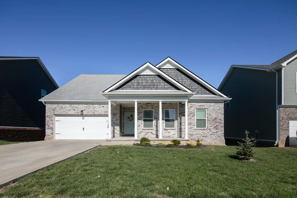 681 Shaker Drive Richmond KY 40475