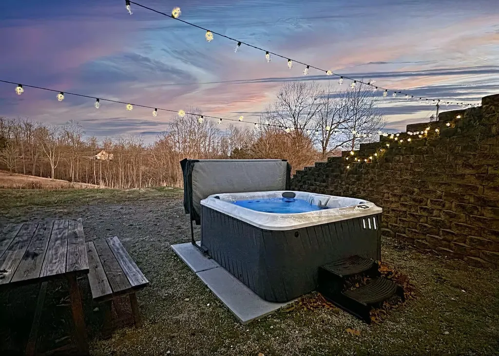 205 Franklin Spears Road Burkesville KY 42717
