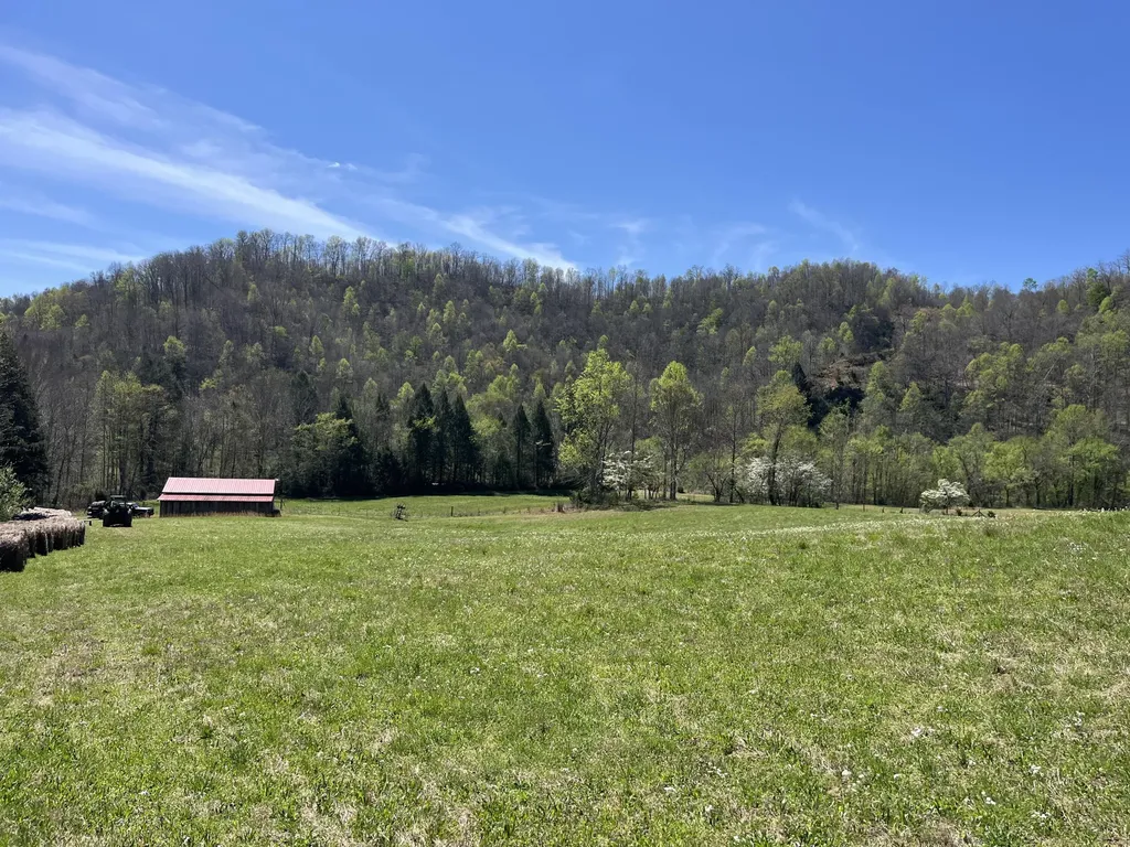 117 Bradley Lane Beattyville KY 41311