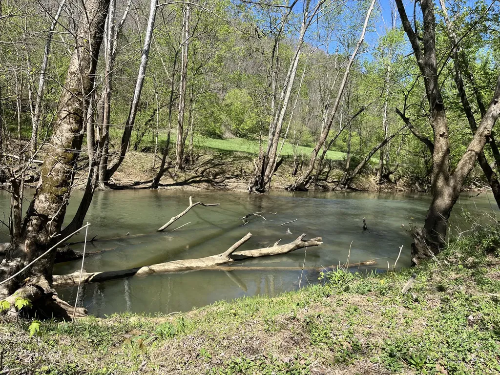 117 Bradley Lane Beattyville KY 41311