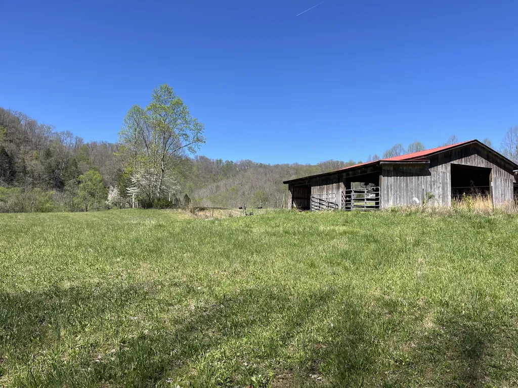 117 Bradley Lane Beattyville KY 41311