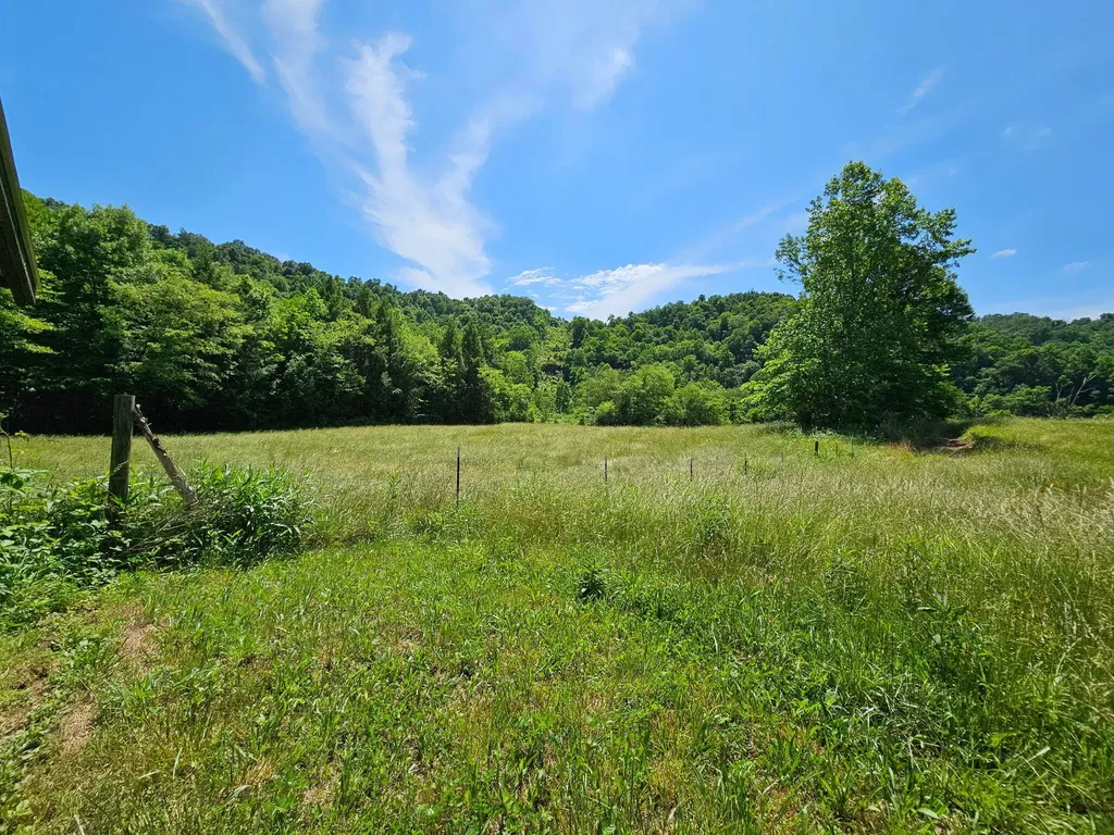117 Bradley Lane Beattyville KY 41311
