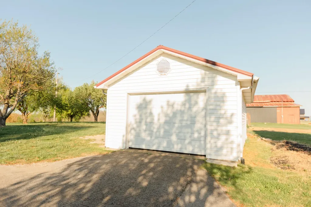 734 E Old Norwood Road Science Hill KY 42553