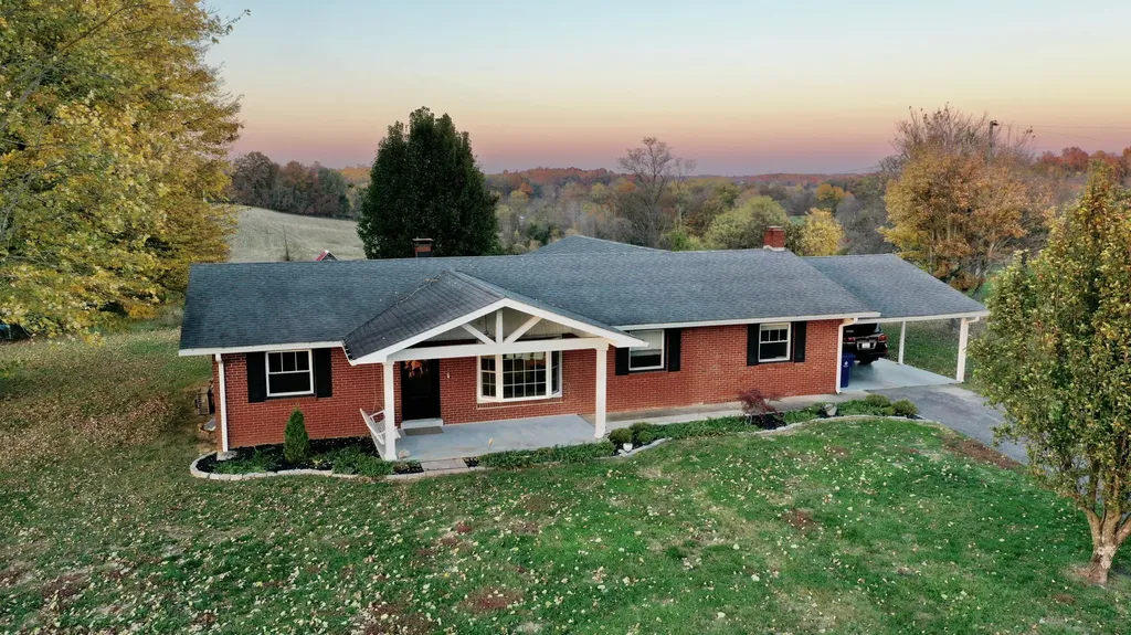734 E Old Norwood Road Science Hill KY 42553