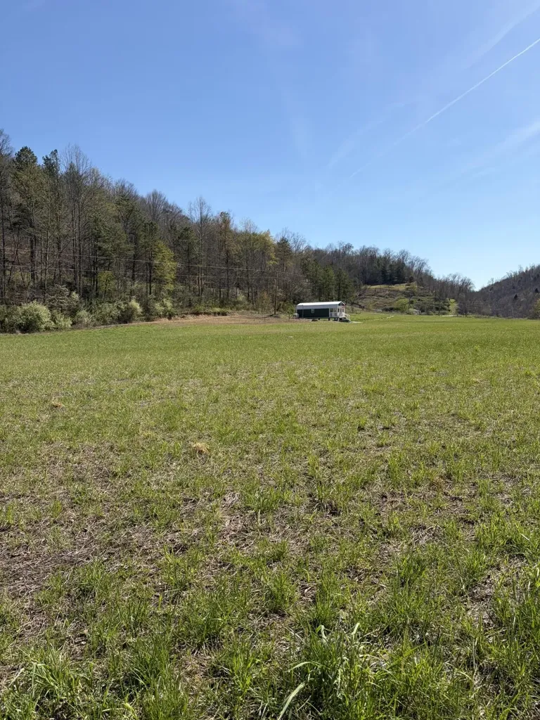 1025 State Highway 589 West Liberty KY 41472