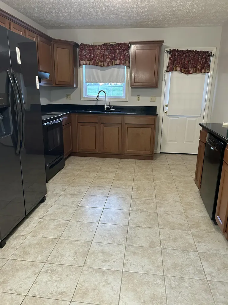 927 Tuggle Road Danville KY 40422