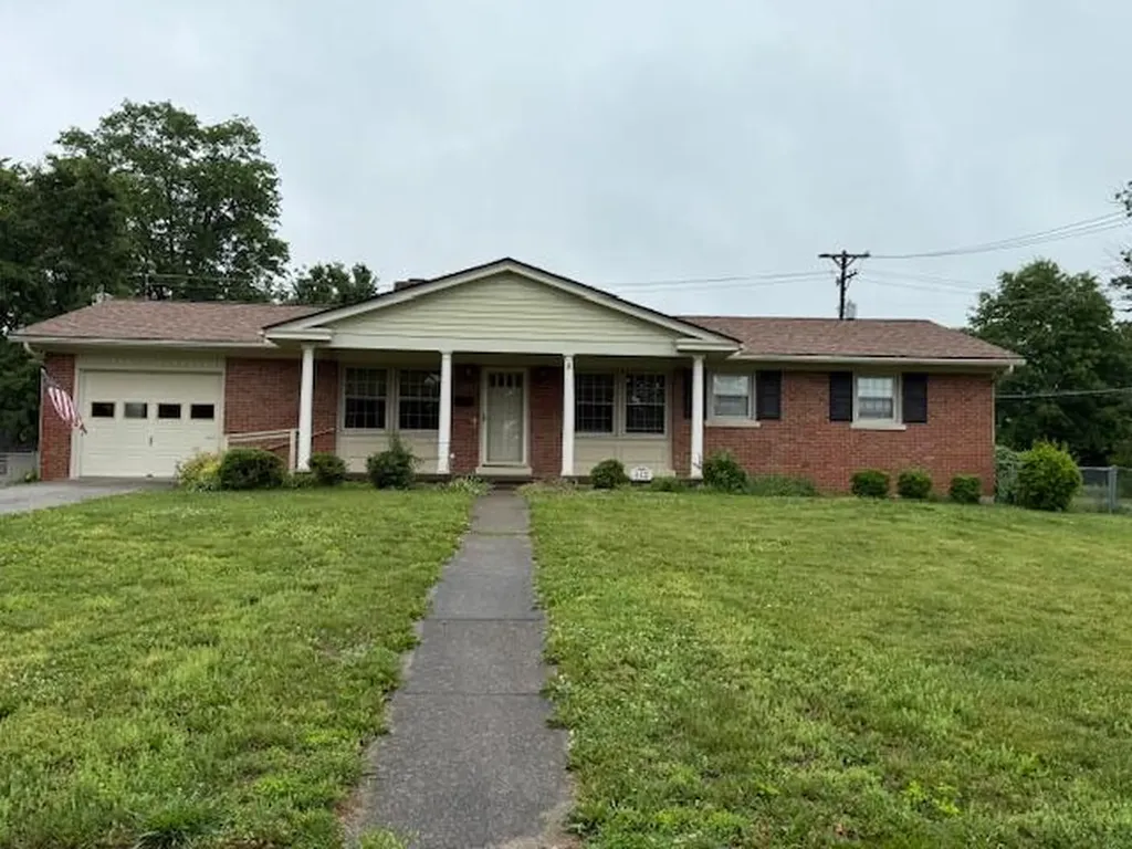 112 Charlotte Drive Cynthiana KY 41031