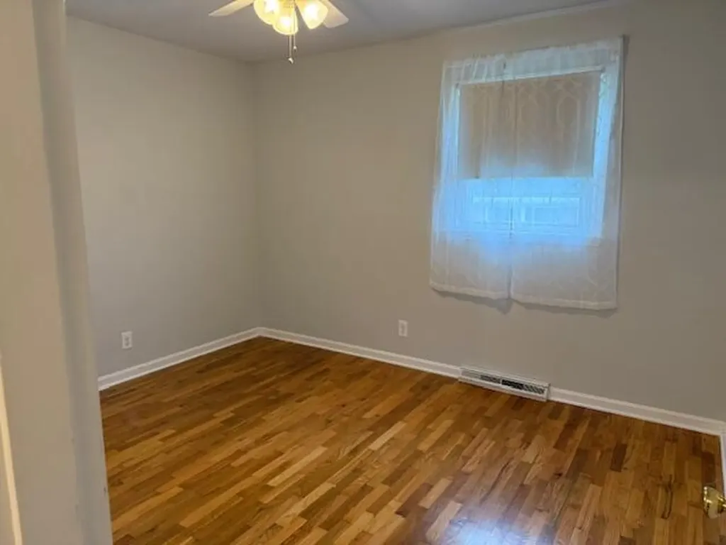 112 Charlotte Drive Cynthiana KY 41031
