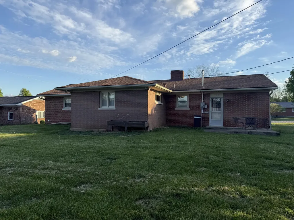 112 Charlotte Drive Cynthiana KY 41031