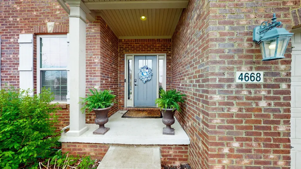 4668 Larkhill Lane Lexington KY 40509
