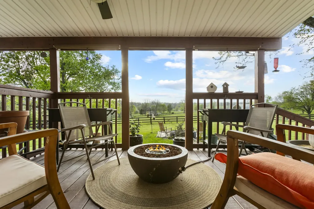 2358 Cincinnati Road Georgetown KY 40324