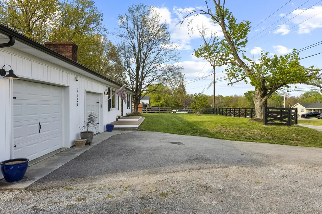 2358 Cincinnati Road Georgetown KY 40324