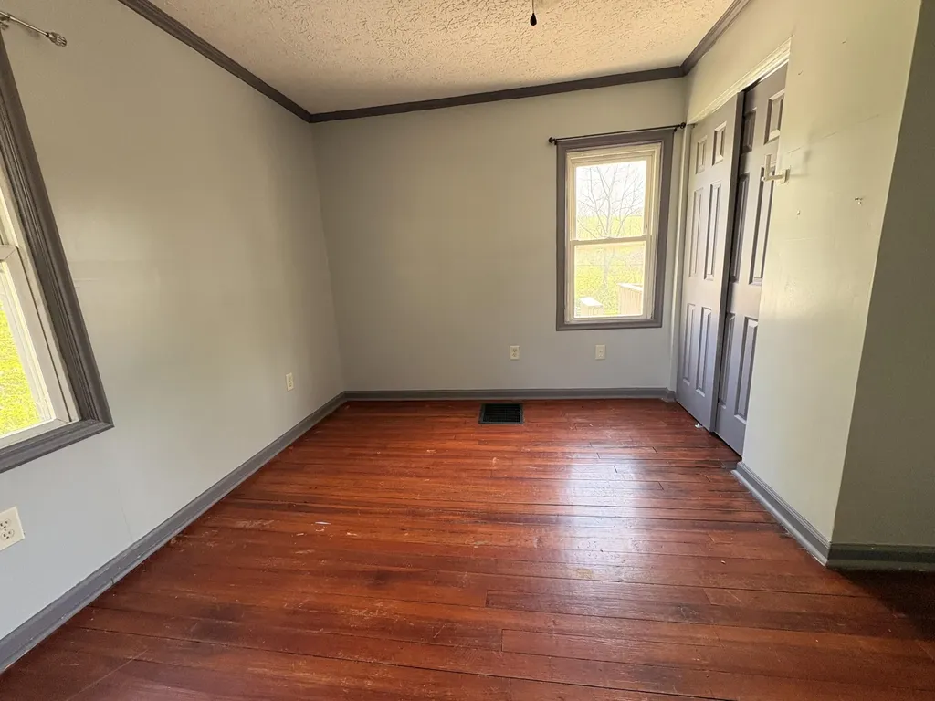 5850 Spencer Pike Mt Sterling KY 40353