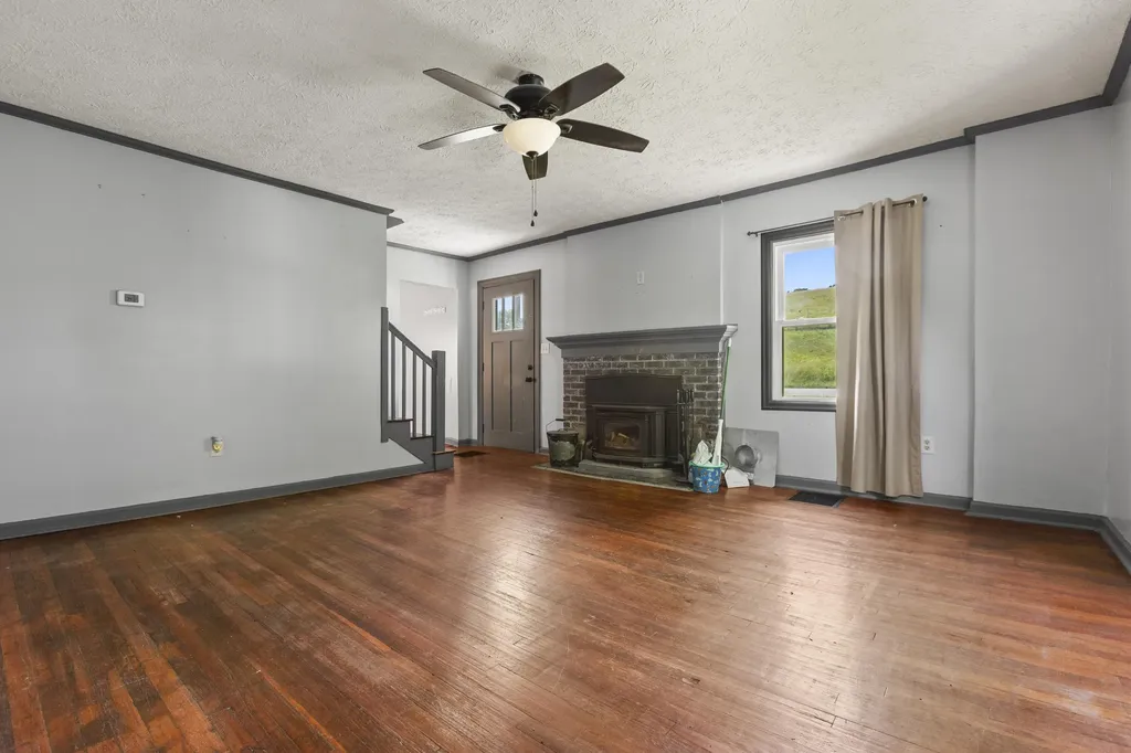 5850 Spencer Pike Mt Sterling KY 40353