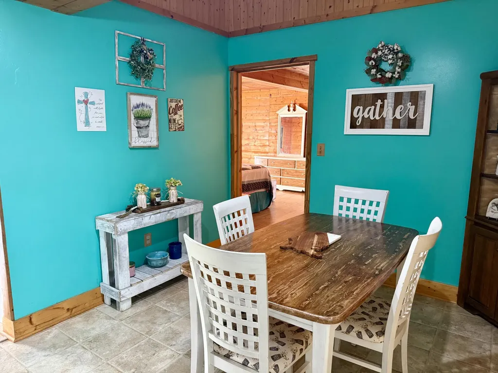 32 Ricky Lane Russell Springs KY 42642