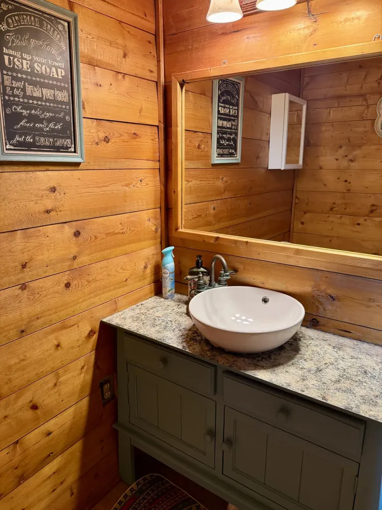 32 Ricky Lane Russell Springs KY 42642