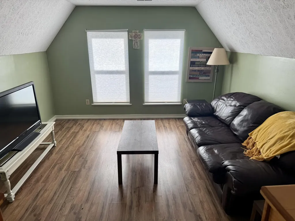 32 Ricky Lane Russell Springs KY 42642