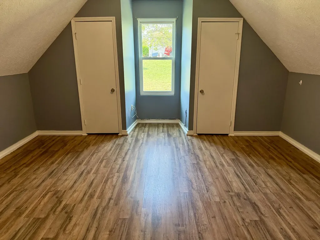 32 Ricky Lane Russell Springs KY 42642