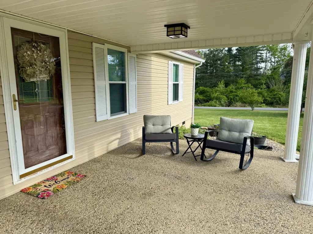 32 Ricky Lane Russell Springs KY 42642