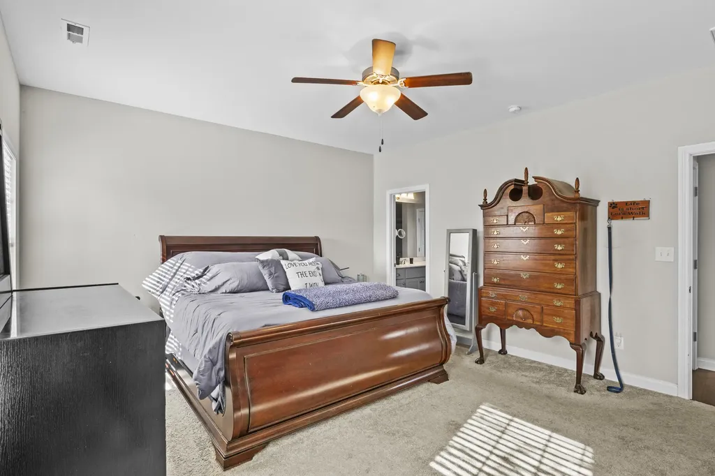 409 White Oak Trace Lexington KY 40511