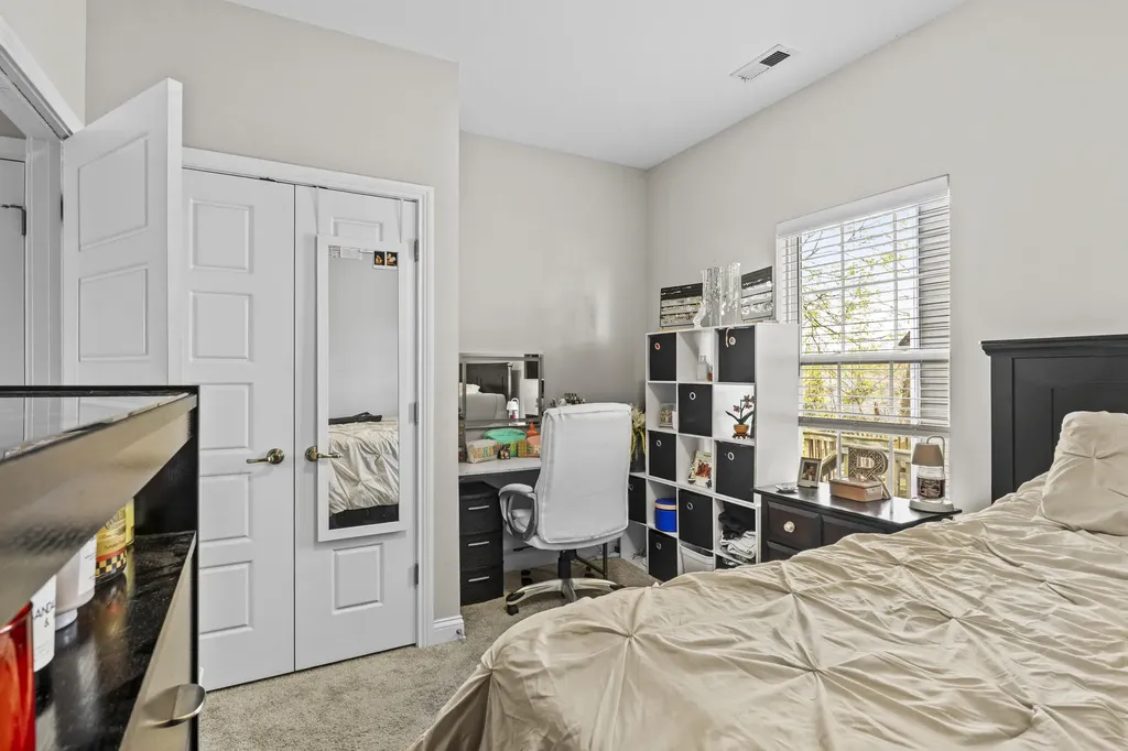 409 White Oak Trace Lexington KY 40511