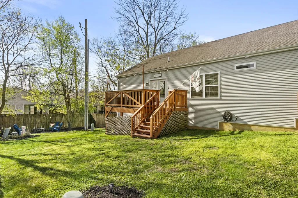 409 White Oak Trace Lexington KY 40511