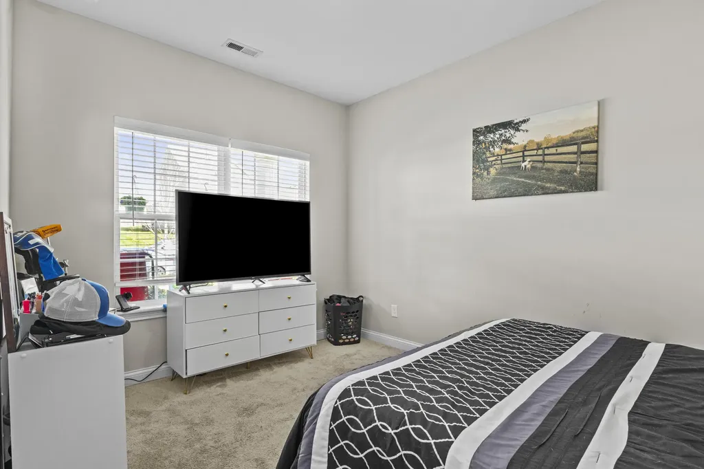 409 White Oak Trace Lexington KY 40511